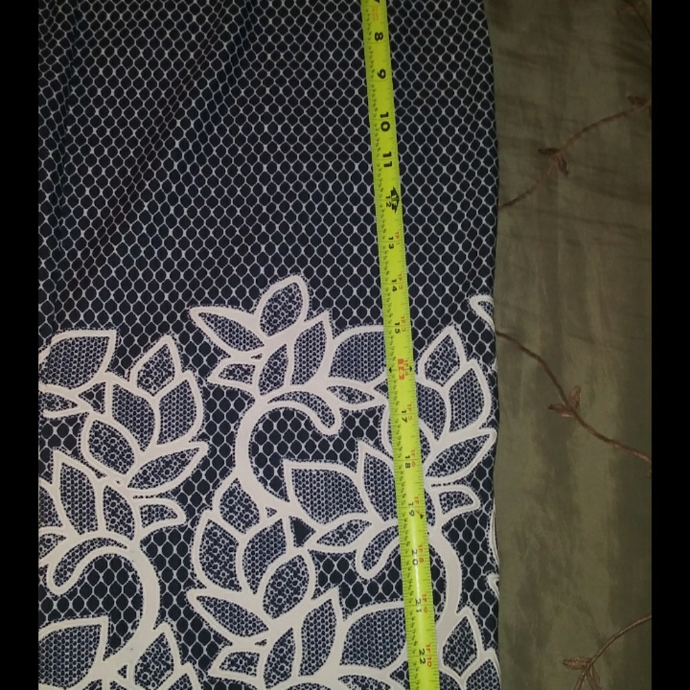 Skirt - Picture 4 of 5